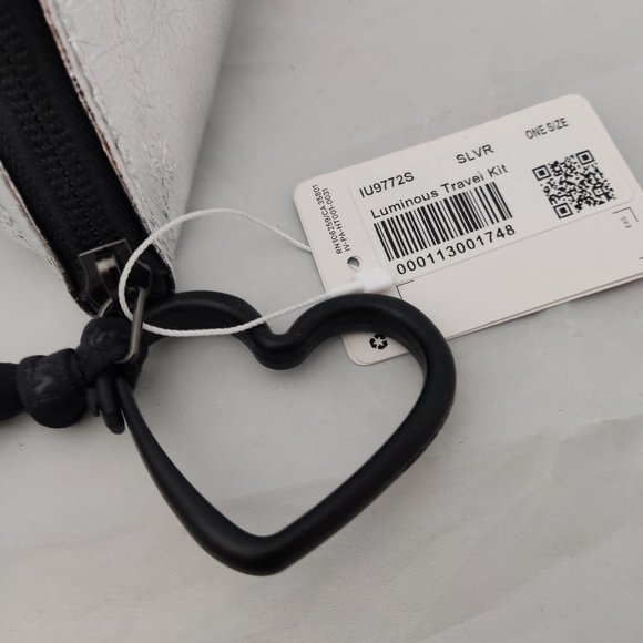 NEW Lululemon Ivivva Luminous Accessory Bag, Women’s Travel Hand Pouch G1 - Picture 4 of 5